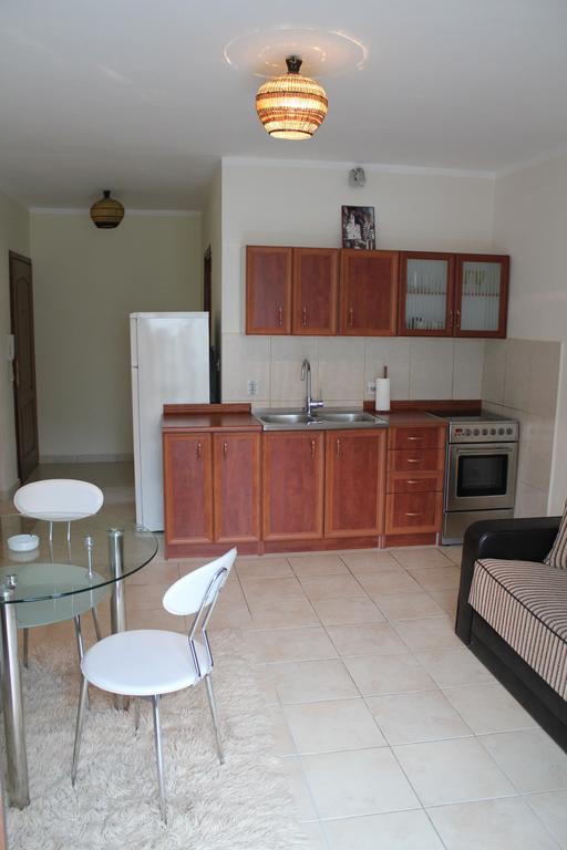 4M Apartments Petrovac na moru Zimmer foto