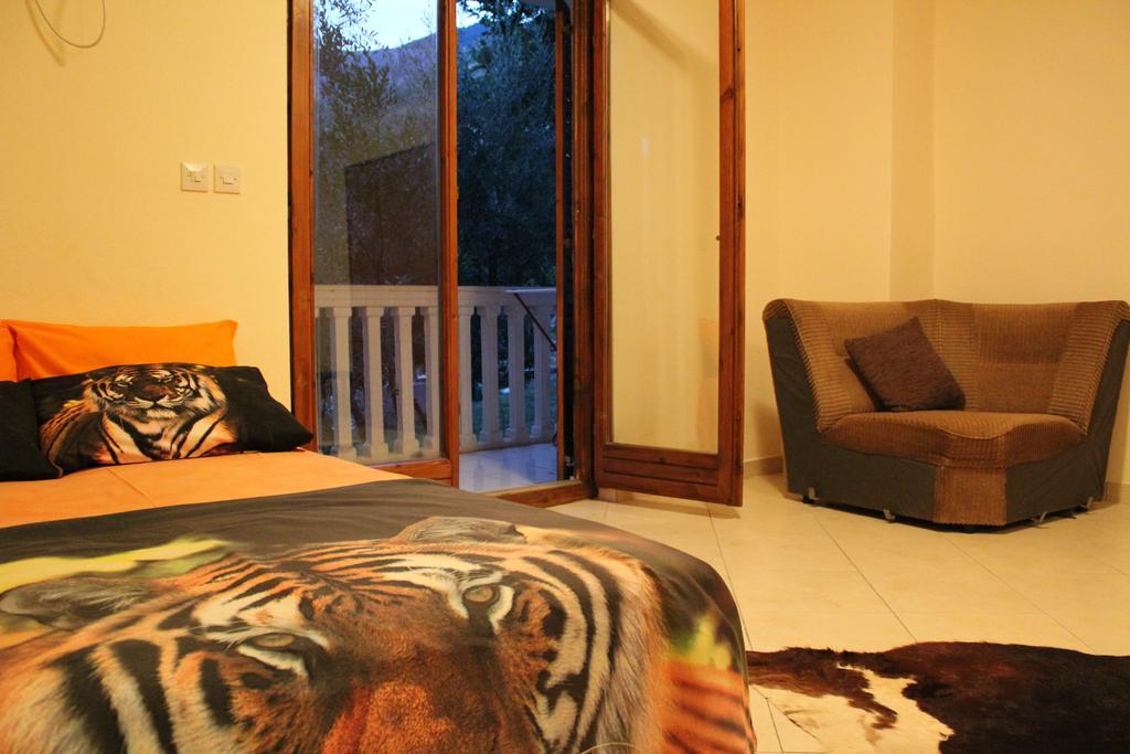 4M Apartments Petrovac na moru Zimmer foto