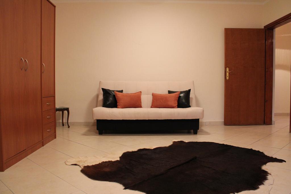 4M Apartments Petrovac na moru Zimmer foto